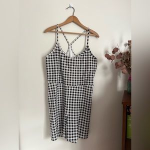 Old Navy Womens Powerchill Racerback Bodysuit Size XL Black/White Gingham